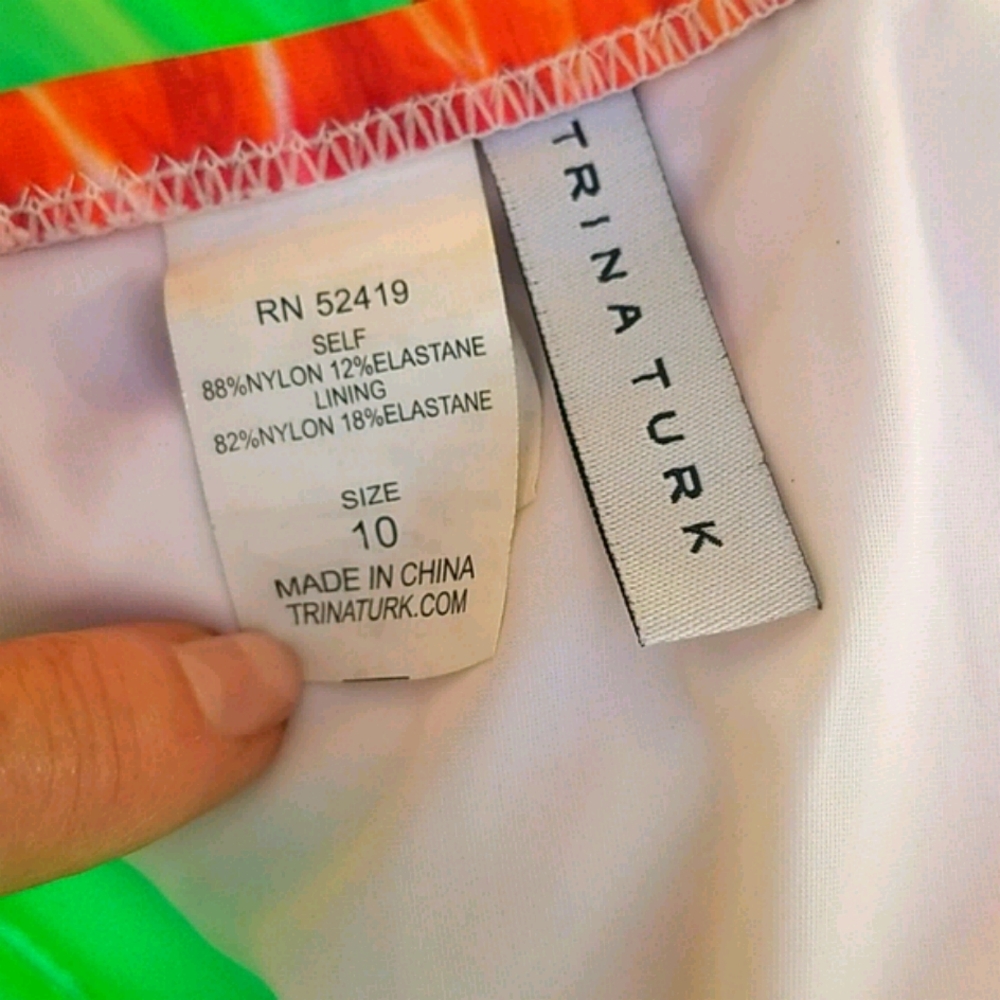 Trina Turk RARE SEXY Tie-Dye Push-Up Bikini - Picture 8 of 9
